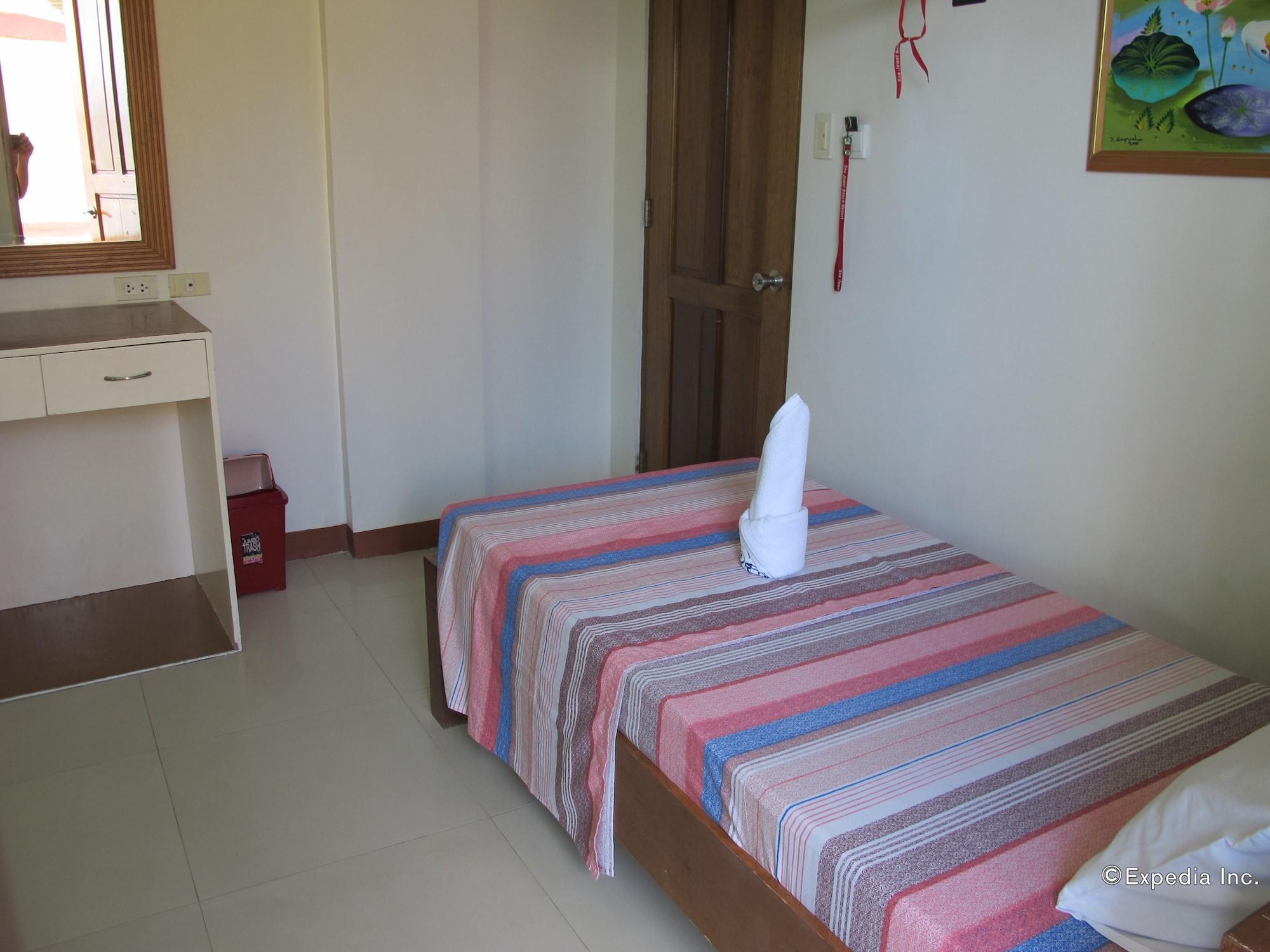 Sea Jewel Beach Resort Puerto Galera Kültér fotó